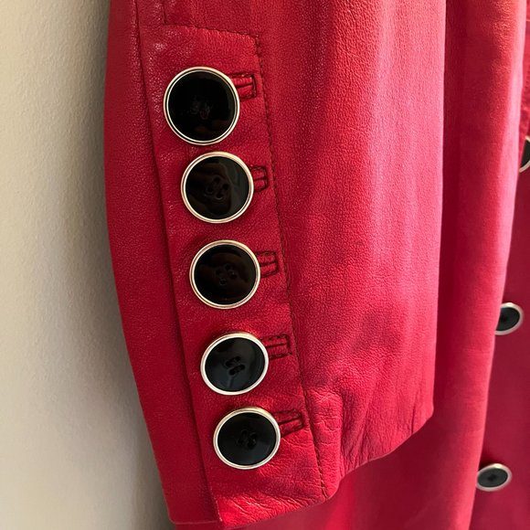 Danier Red Trench Coat - Picture 8 of 13